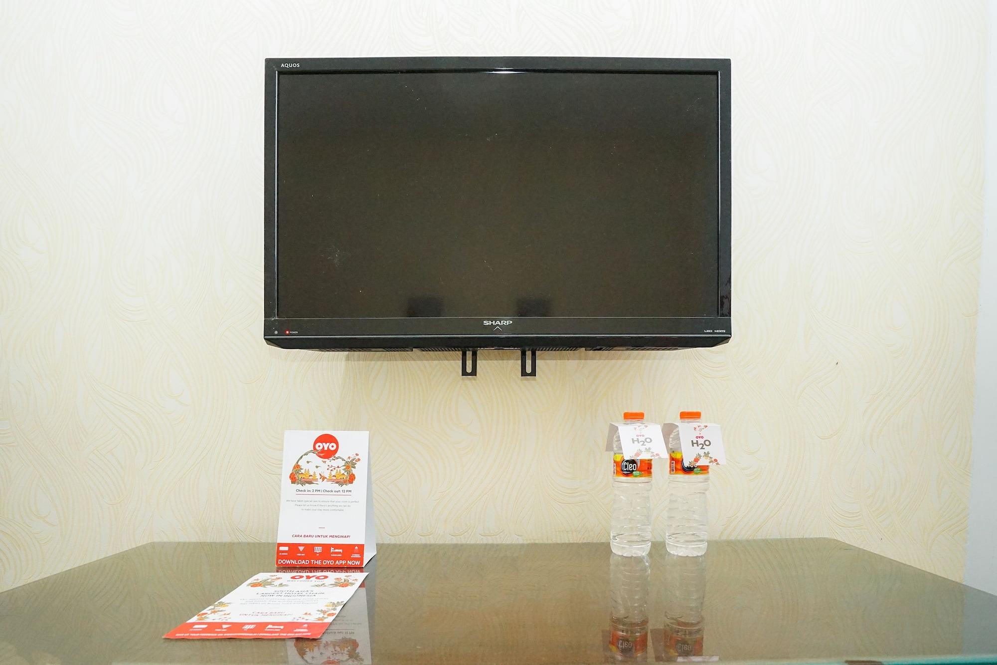 Oyo 282 Putri Utari Residence Malang Zewnętrze zdjęcie