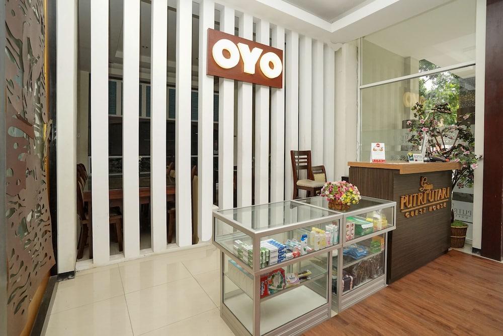 Oyo 282 Putri Utari Residence Malang Zewnętrze zdjęcie