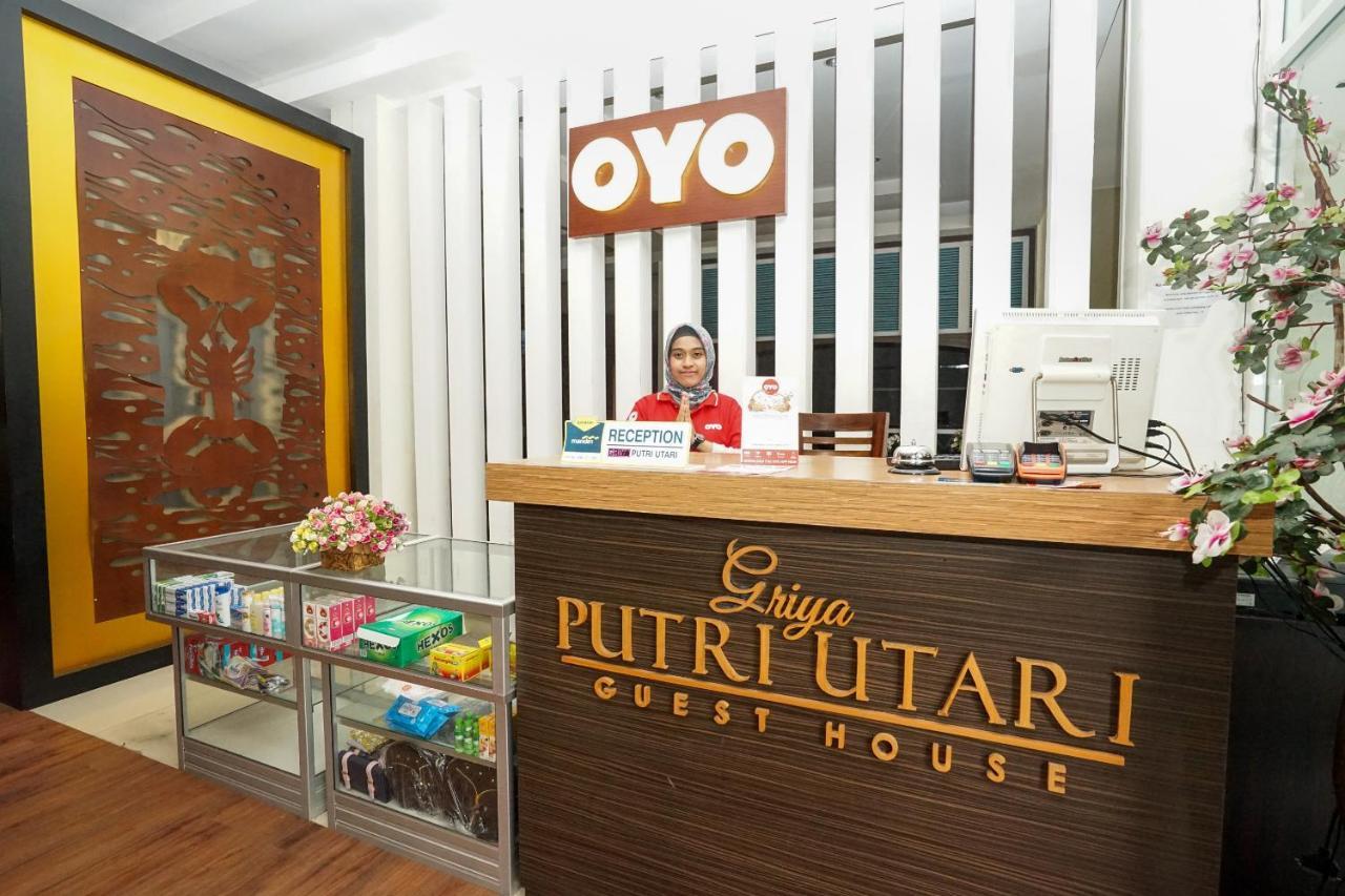 Oyo 282 Putri Utari Residence Malang Zewnętrze zdjęcie