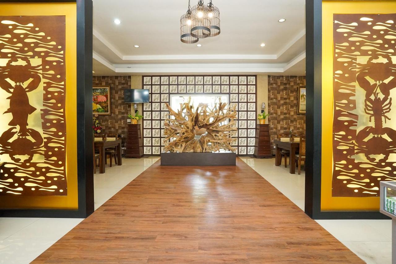 Oyo 282 Putri Utari Residence Malang Zewnętrze zdjęcie