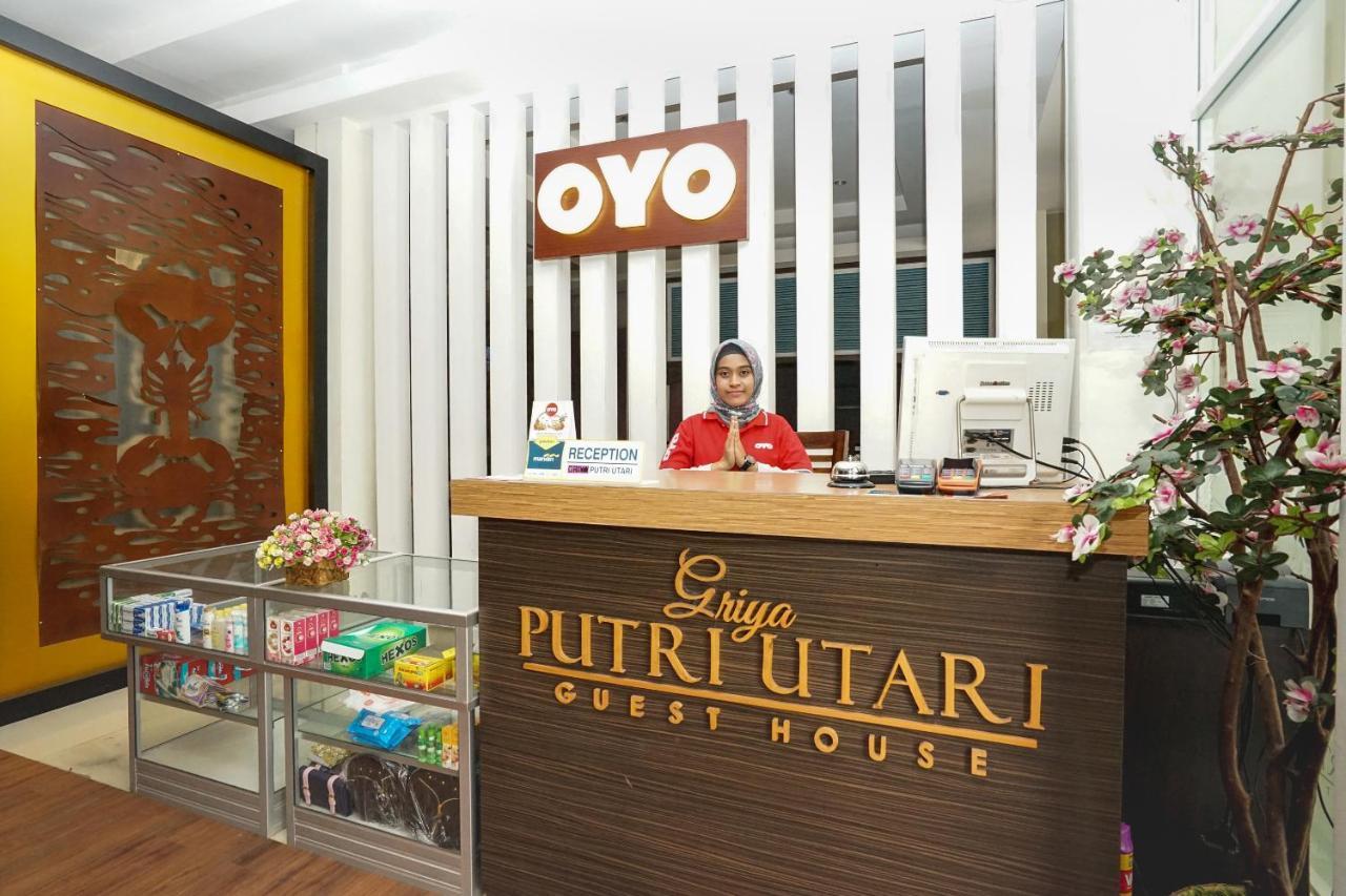 Oyo 282 Putri Utari Residence Malang Zewnętrze zdjęcie